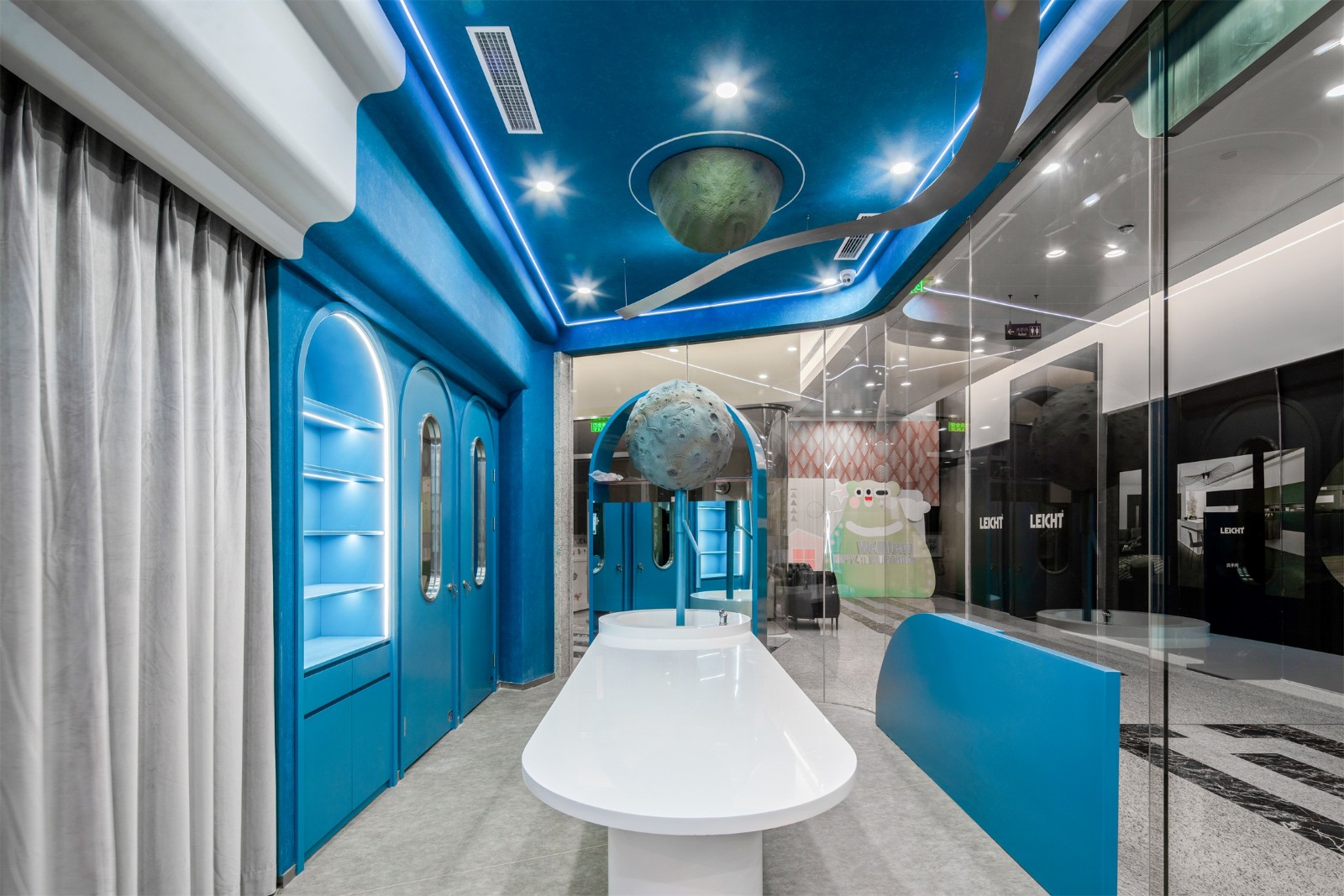 鍞効璇虹溂瑙嗗厜,鍞効璇虹溂瑙嗗厜闄嗗鍢翠腑蹇冨簵