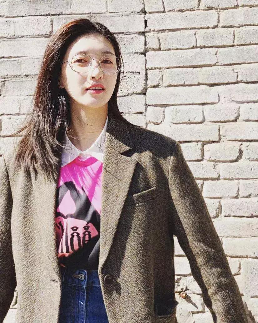 周冬雨的大胆穿搭,周冬雨正确穿搭