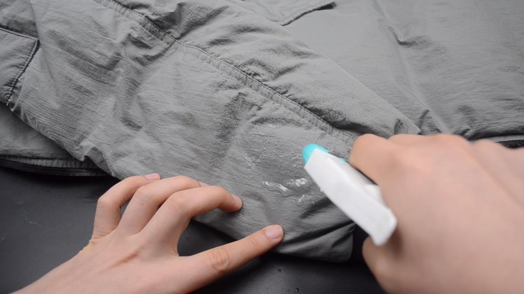 羽绒服脏了教你一招就能清洗干净,羽绒服脏了怎么清洗教你一招