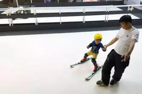 北京附近滑雪场哪家好,目前北京规模最大的滑雪场是哪个