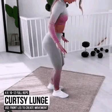 意大利足球美女,女足球博主身材