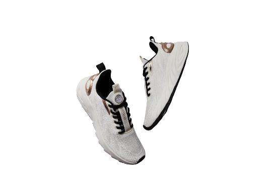 鸿星尔克奇弹3.0碳板跑鞋测评,鸿星尔克天枢奇弹黑色版如何发光