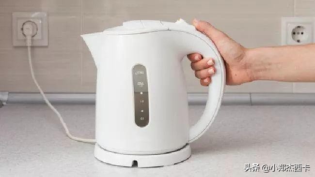 澳币为什么跌这么多,澳币为什么跌那么多