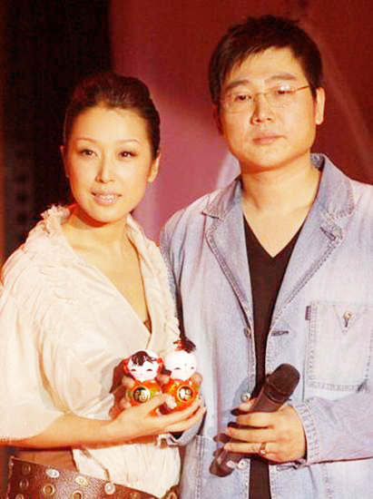 孙悦相亲相爱一家人,孙悦演唱父母的感人歌曲