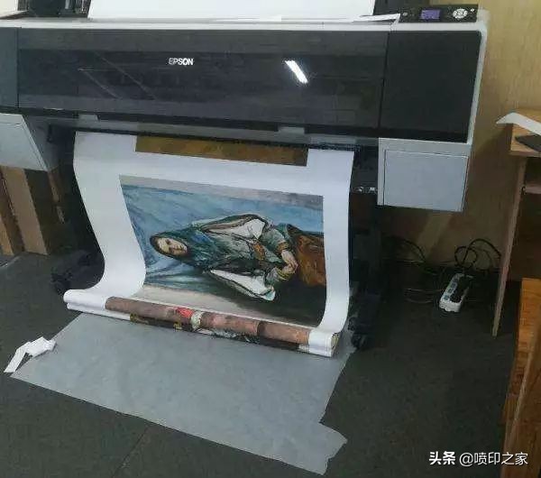 油画布与丝绢布哪个价格高,油画布的种类与用法