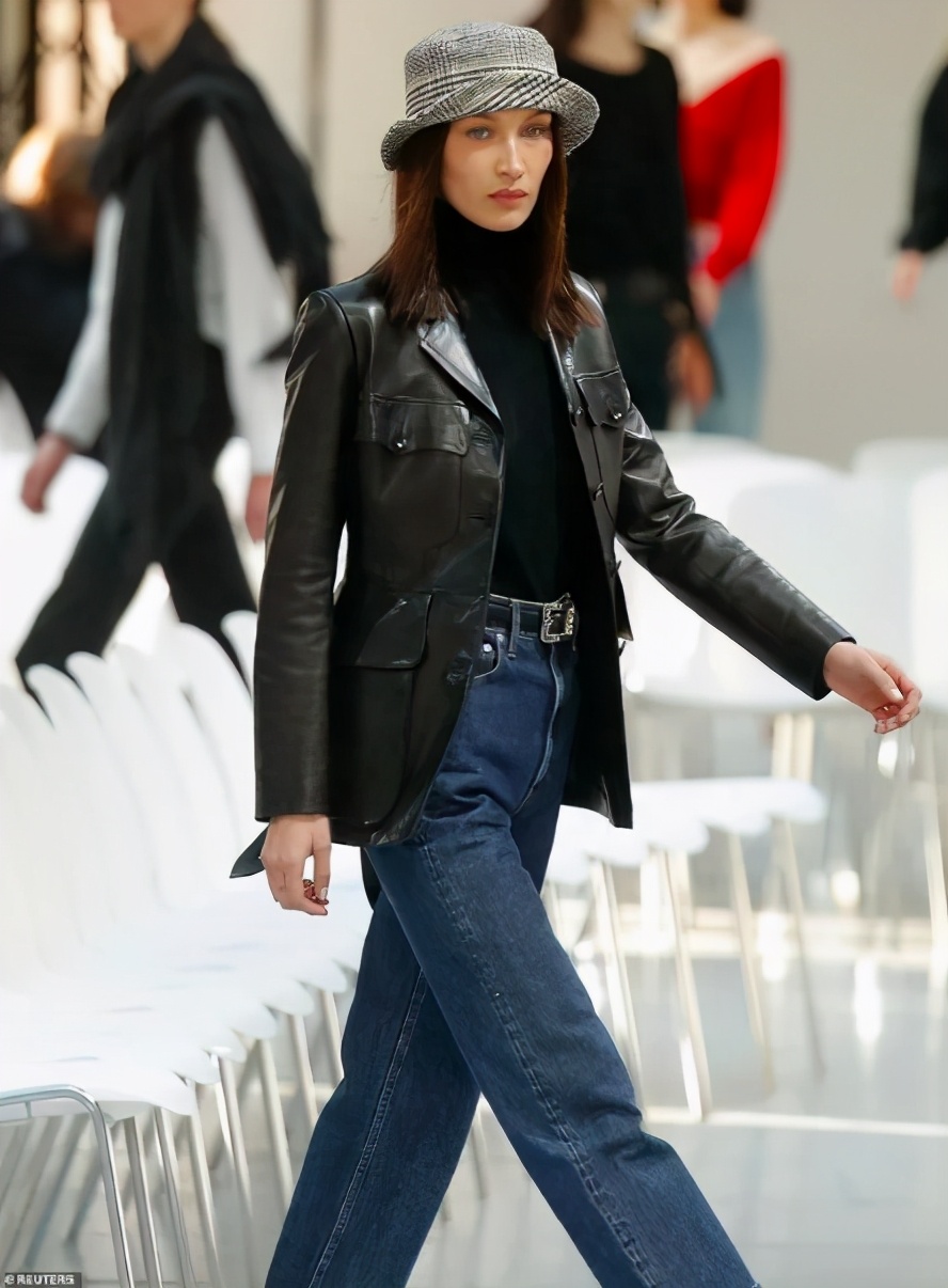 一套时尚精致气质西装,一套西装带来的气场