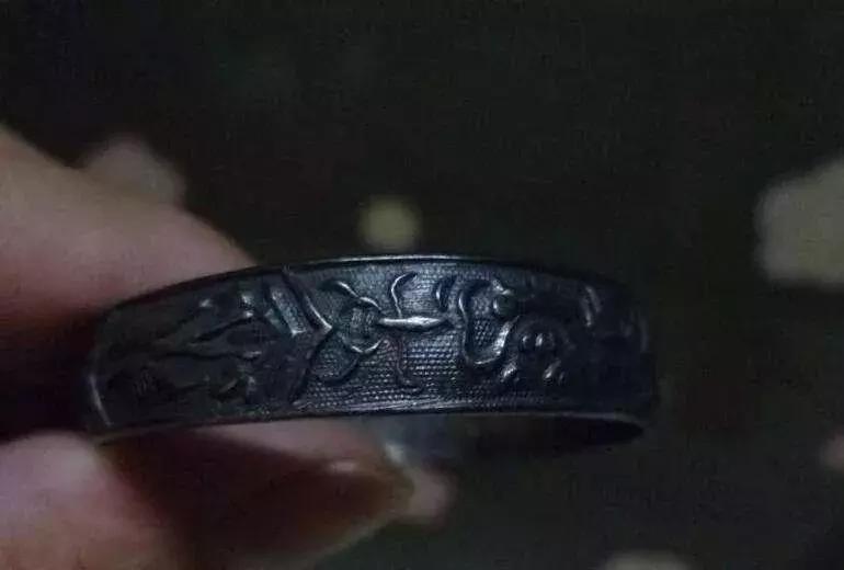 钻石翡翠发黄,翡翠珠宝保养知识大全