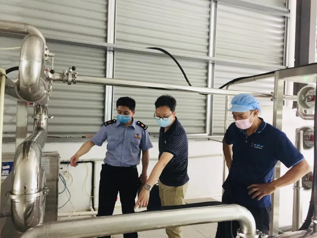 桶装水是真的在源头生产的吗,桶装水靠谱么