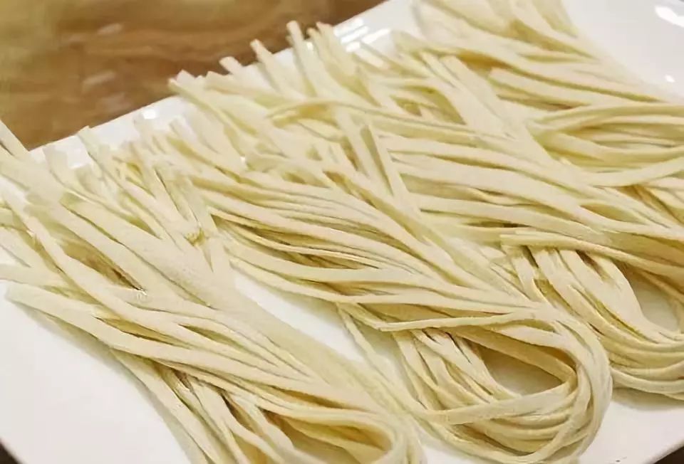 好兄弟夏天就要吃龙虾喝啤酒！南京兄弟龙虾口味绝了~3人仅79元！