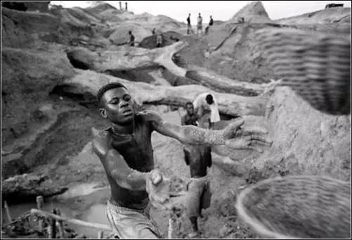 范冰冰生日晒2200万钻戒,富豪送范冰冰5千万钻戒是真是假