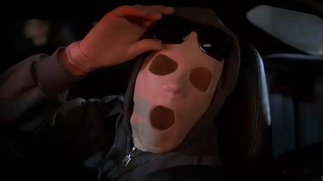 2020最佳惊悚片，比惊吓更恐怖的是控制欲，我看得快窒息了