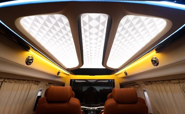 奔驰威霆高顶豪华定制mpv热销,九座蓝牌奔驰威霆商务车