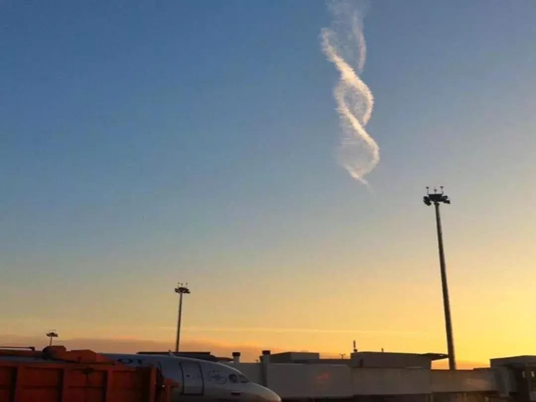 小蛮腰衣架设计图片,小蛮腰套衣架