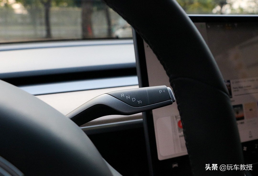 奥迪a4和特斯拉model3怎么选,特斯拉model3焕新版奥迪a4