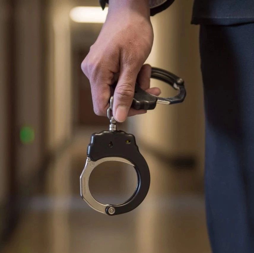 收钱帮运营、维护微信小程序？别被这个“上市公司”骗了