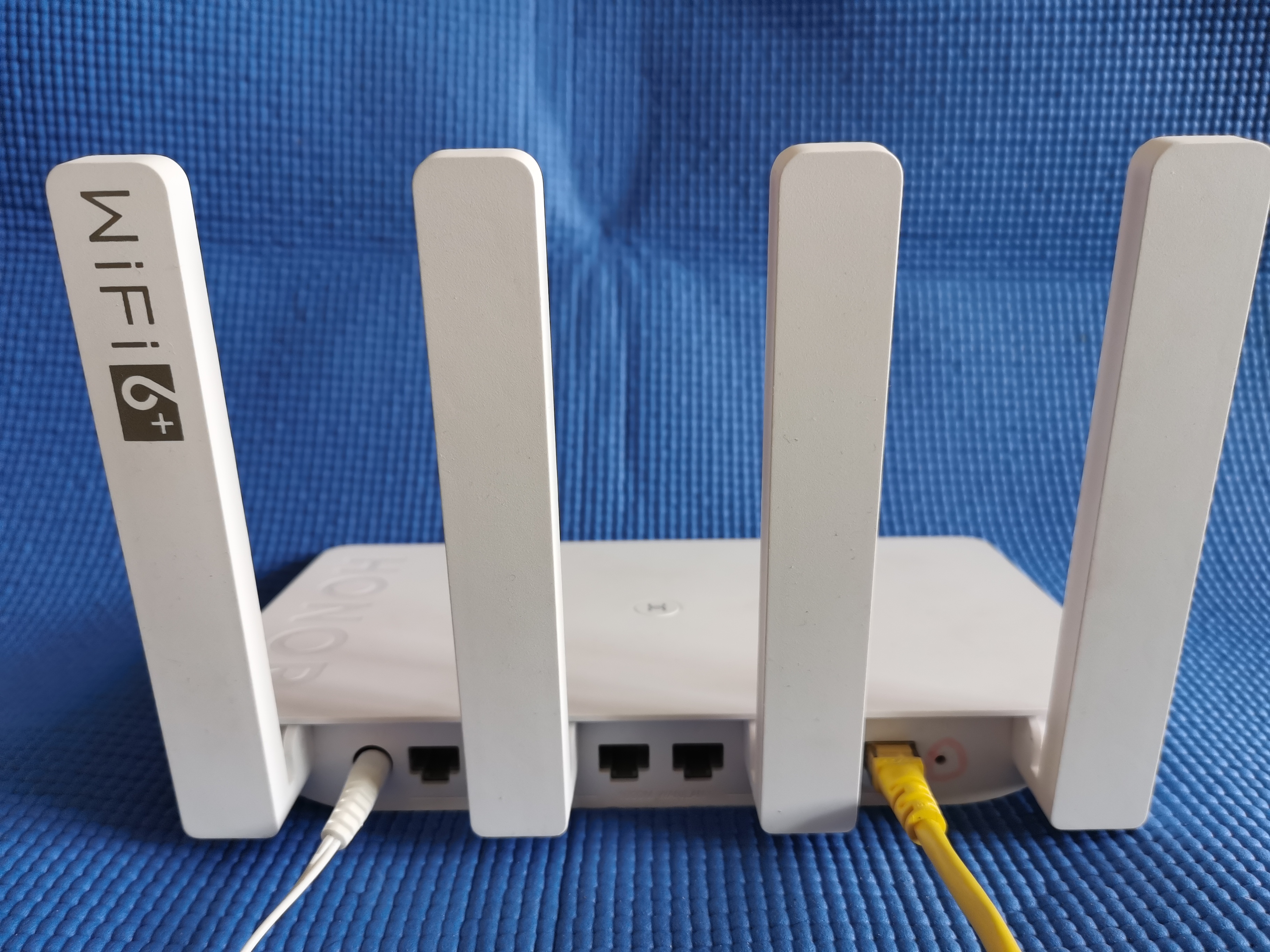 家里wifi网络密码用手机怎么改,手机怎么修改家里wifi名称和密码