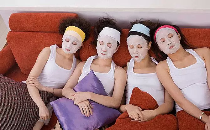 脸皮太干怎么能保湿,脸皮特别干用什么来修复