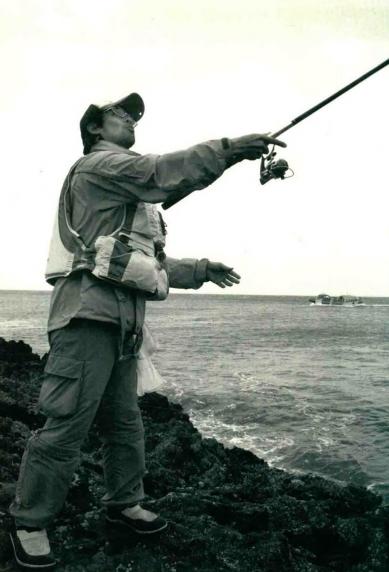 「日本专业矶钓书籍」直接投掷法、肩斜上侧投掷法、过肩投掷法