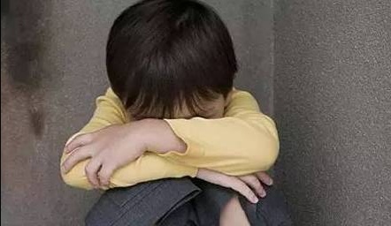 孩子生气就离家出走怎么治他,孩子离家出走必须坚决制止