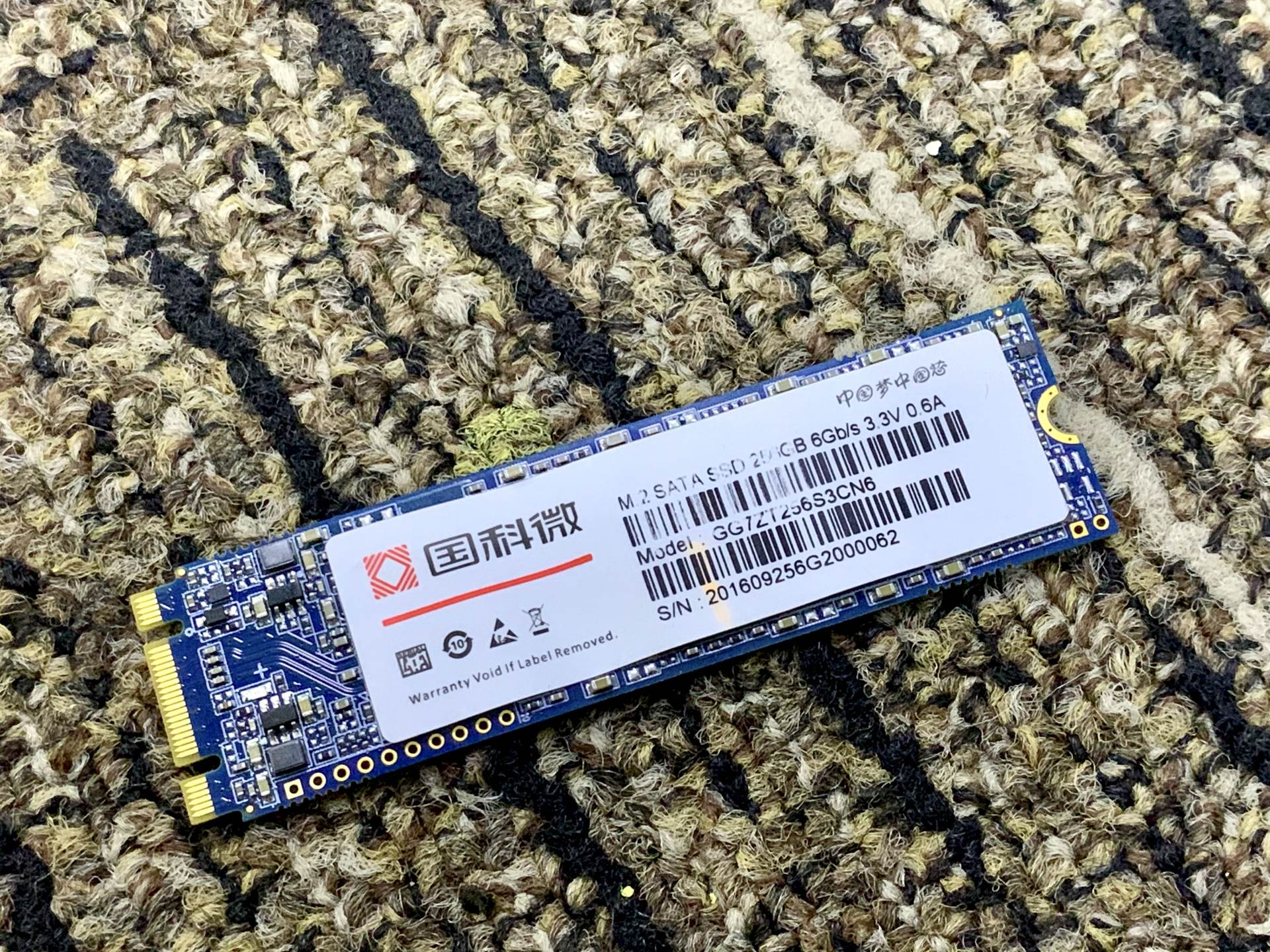 龙芯台式机是什么系统,龙芯处理器台式电脑