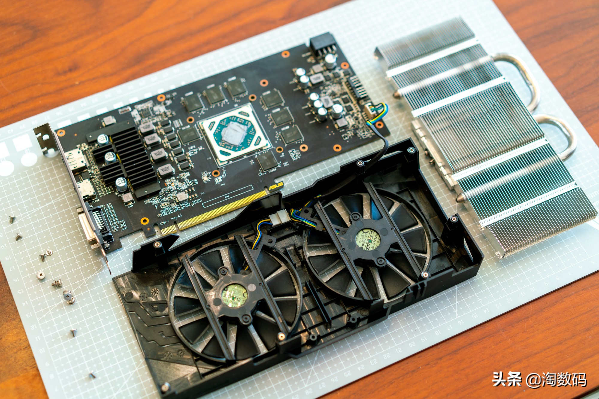 华硕rx580t8g吃鸡表现,华硕rx5808g游戏表现