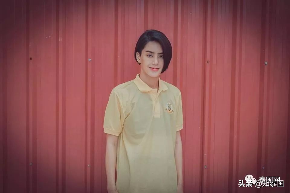 男女之间任意切换？泰国变性人选美冠军突然决定“变回男儿身”！