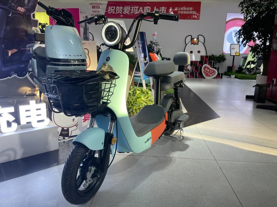 骑上小熊引擎迷你GO：2499，不烧骨油