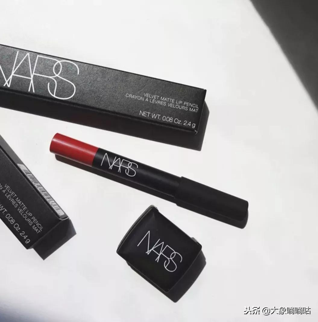 超显白显气质的秋冬口红！精致女孩梳妆台上必备！你有了吗？