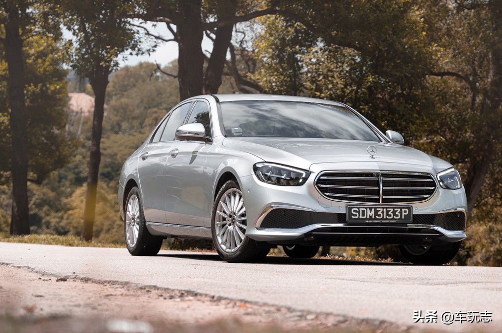 奔驰e级e200功能,2019款奔驰e级e200l运动型