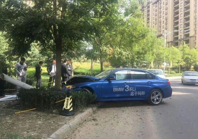 卖一辆宝马530销售赚多少,卖一辆宝马三系销售赚多少