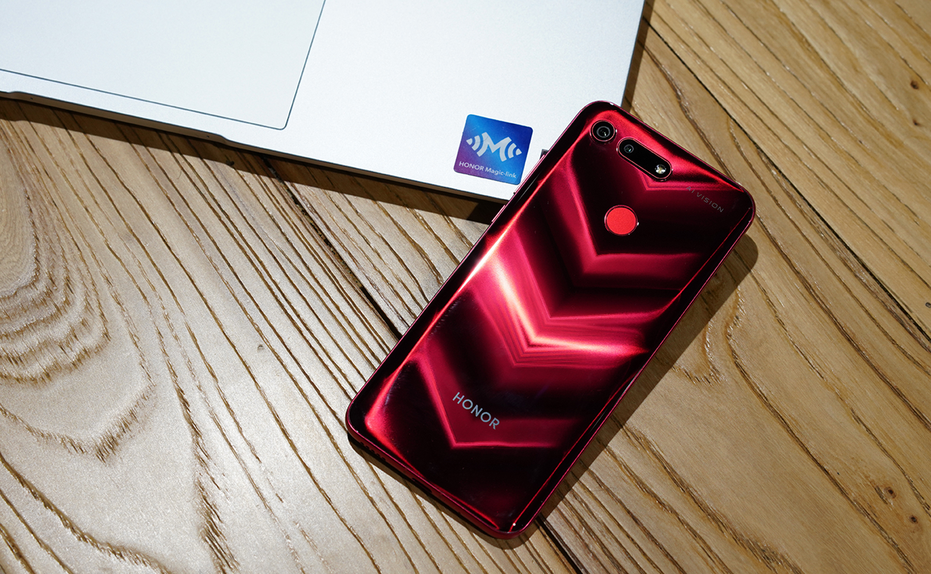 荣耀4000左右的手机全面屏 (荣耀新本高配)