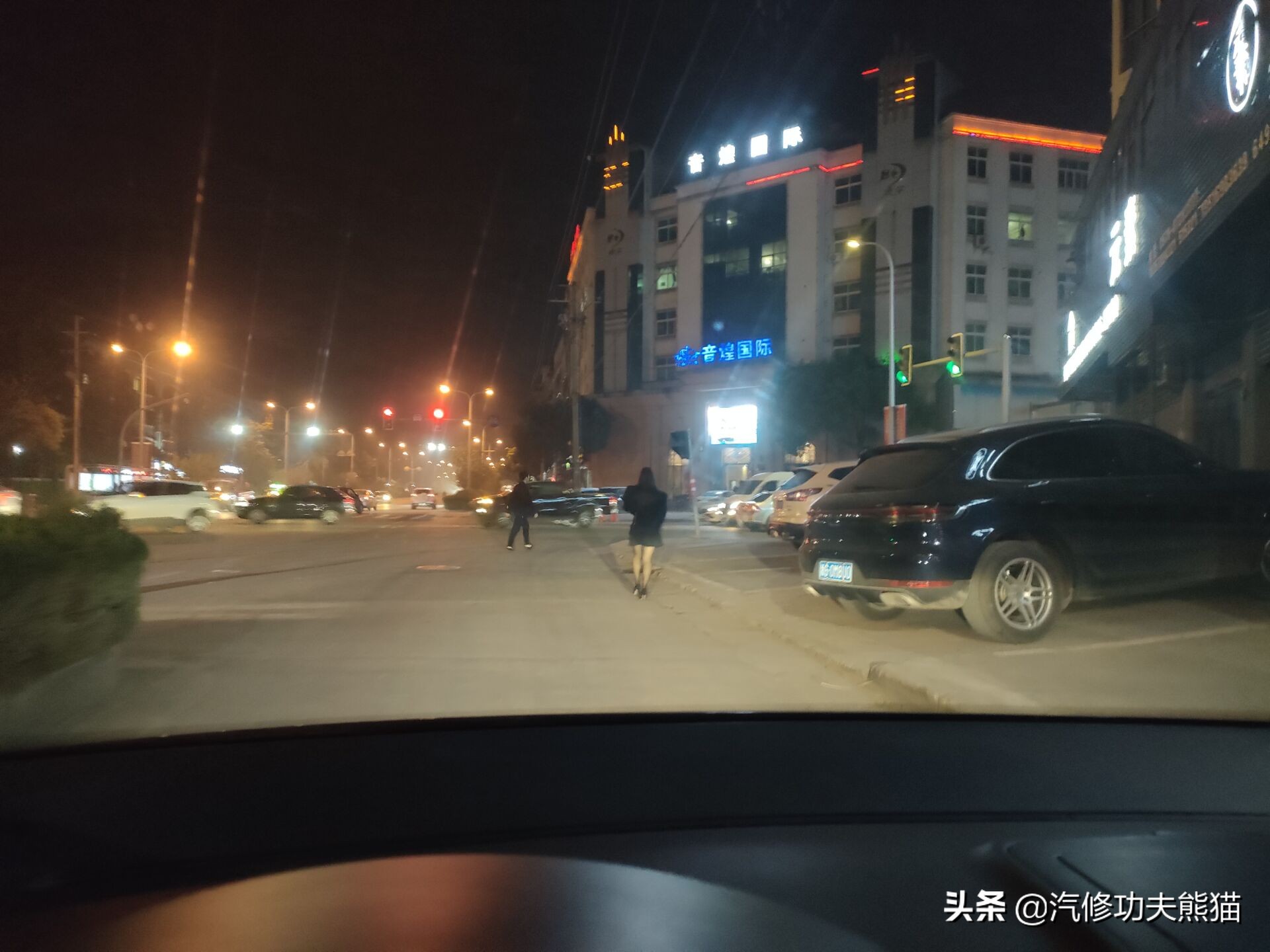 当年奥迪q5多少钱,奥迪q5当年卖70万