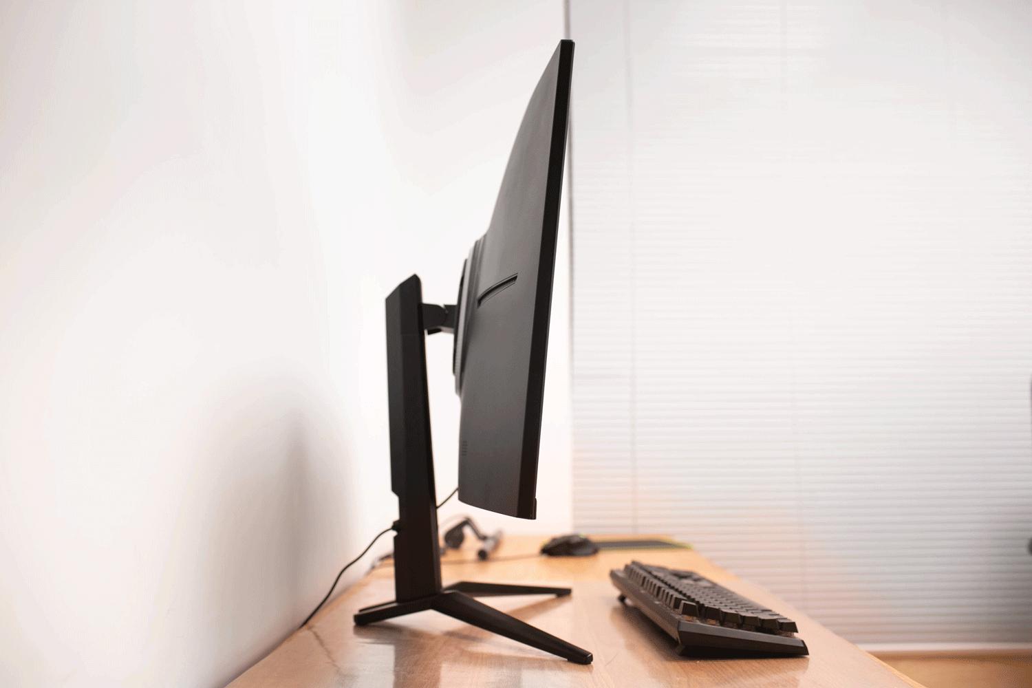 微星pag304cqr显示器测评,微星mag321qr显示器测评