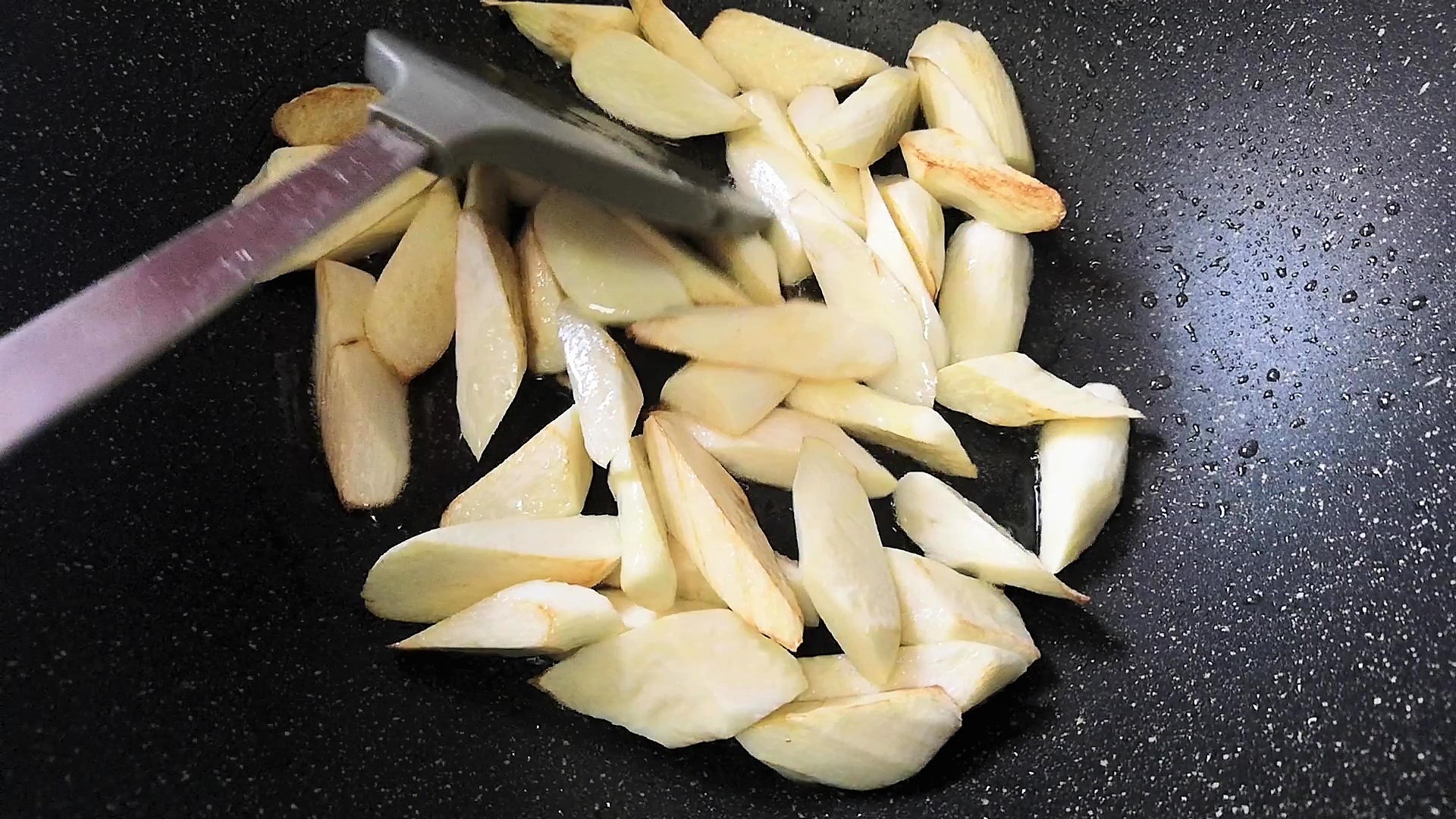 茭白怎么做美味下饭适合孩子吃,油焖茭白的做法最正宗的做法