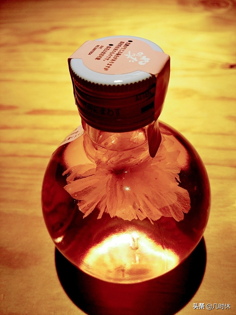 女生出门在外一定要保护自己防狼,出门在外女生注意安全