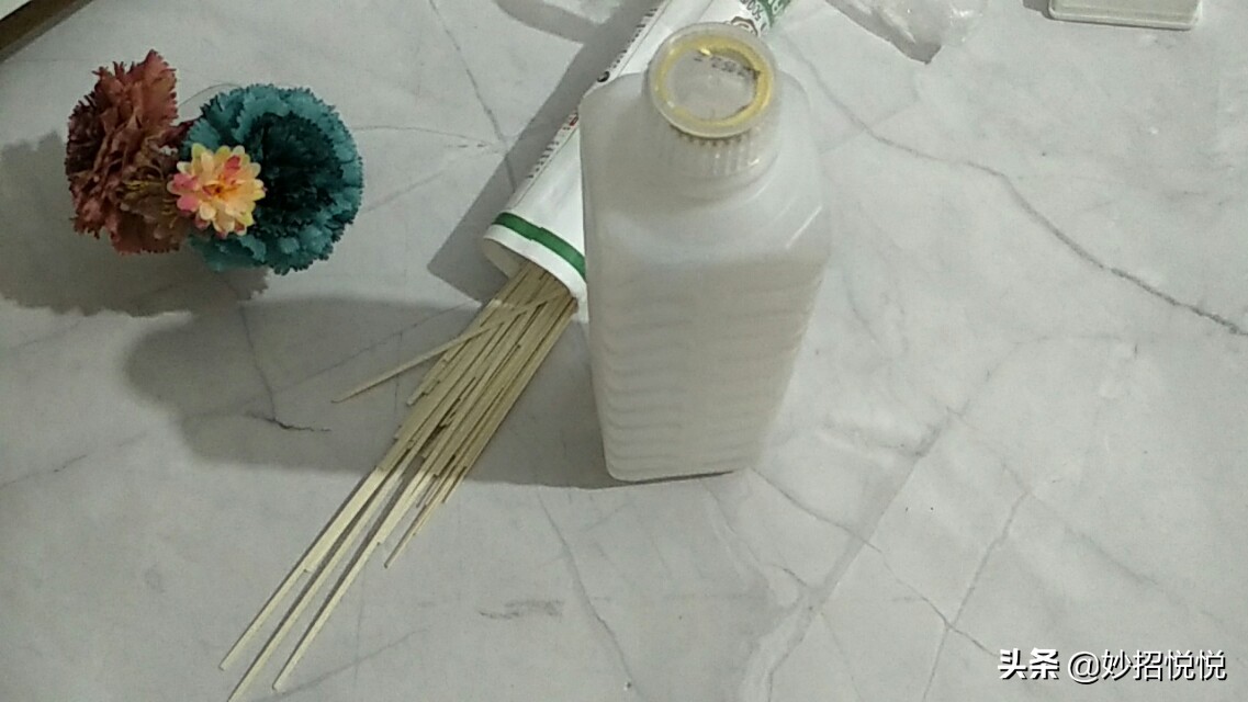 长虫子的挂面能吃吗,长虫的面条还能吃吗