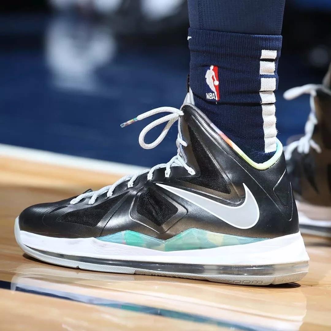 NBA球员上脚：戈登穿361度球鞋，乔治的PG4又有新配色