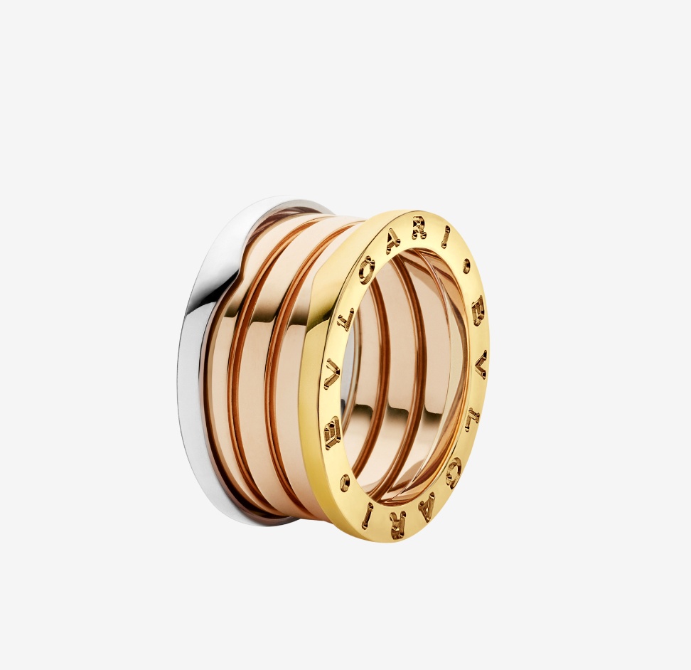 男士婚戒一般戴哪个手,男款婚戒佩戴哪只手