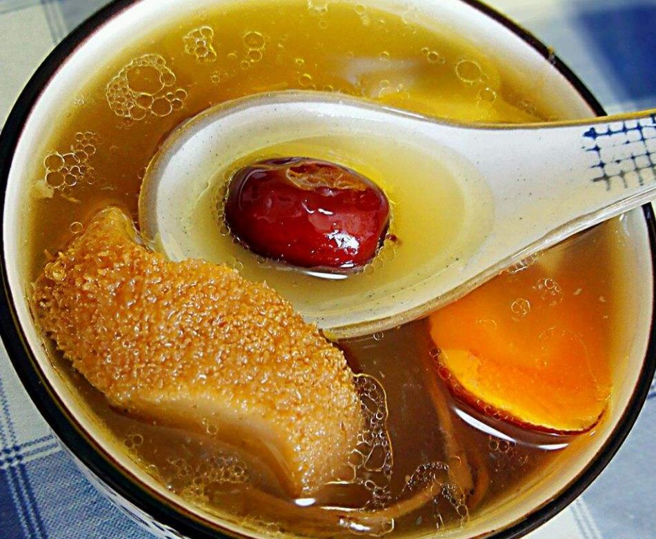 菌菇炖排骨的做法大全家常,炖排骨汤放几个羊肚菌好