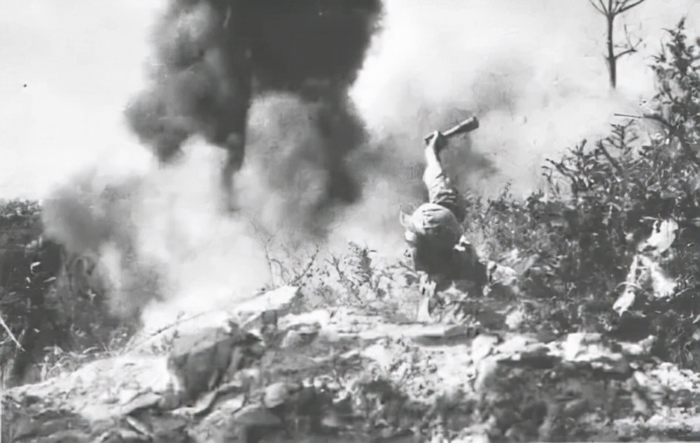 朝鲜战场他违反纪律擅自开枪，本该军法处置，彭德怀：官升三级