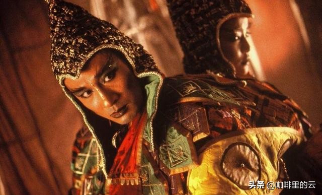 白发魔女练霓裳与卓一航初相识,白发魔女练霓裳卓一航