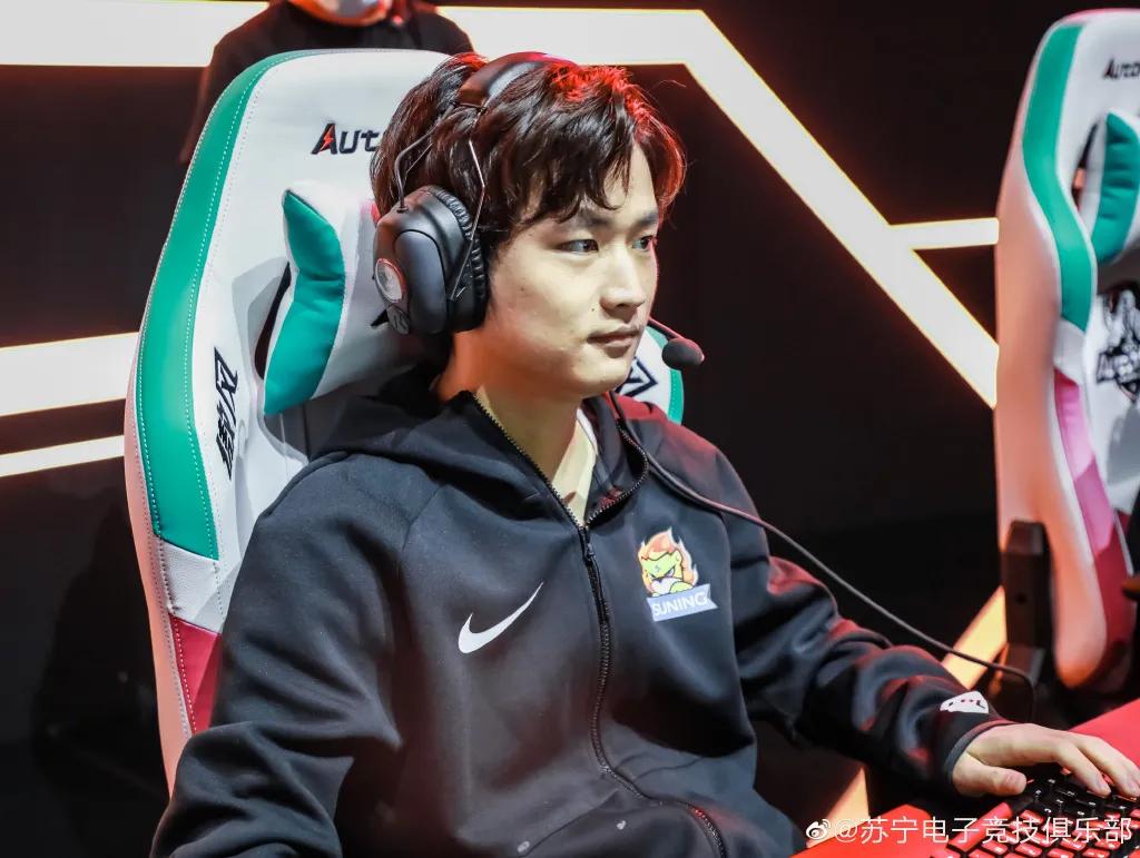 官方关闭训练模式后，网友自制“漩涡宁人铁粉科目一理论考试”