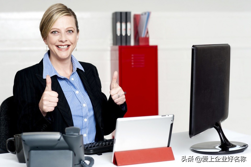 口袋没钱就要努力,口袋没钱没法翻身