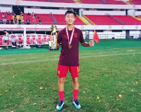 恒大vs浦和红钻比赛录像央视,足球联赛恒大对浦和