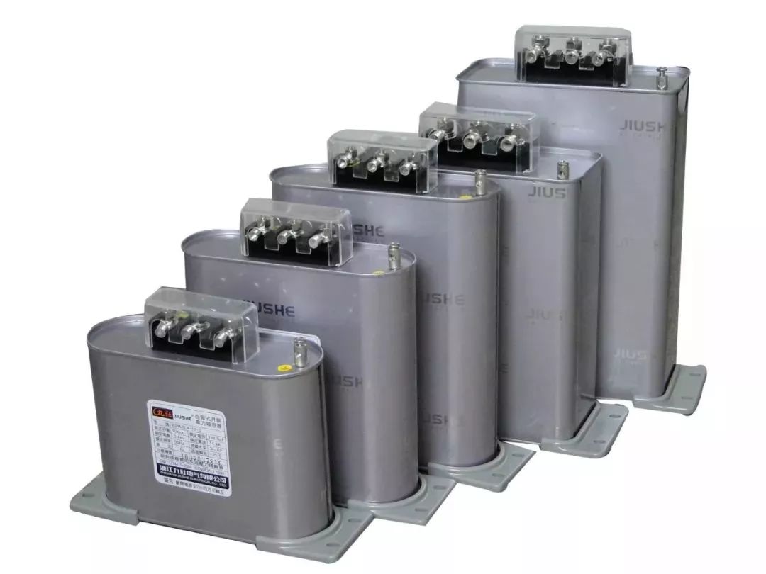 电力电容器工作原理,电力电容器基本结构及工作原理