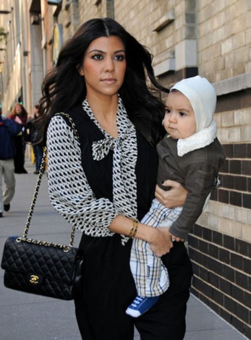 香奈儿和lv的包哪个保值,香奈儿升值款式有哪些