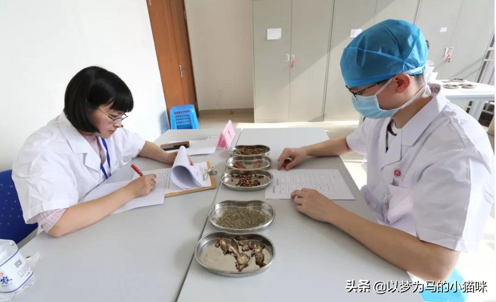 适合文科生的十大专业及学校,高中文科选哪个专业最好