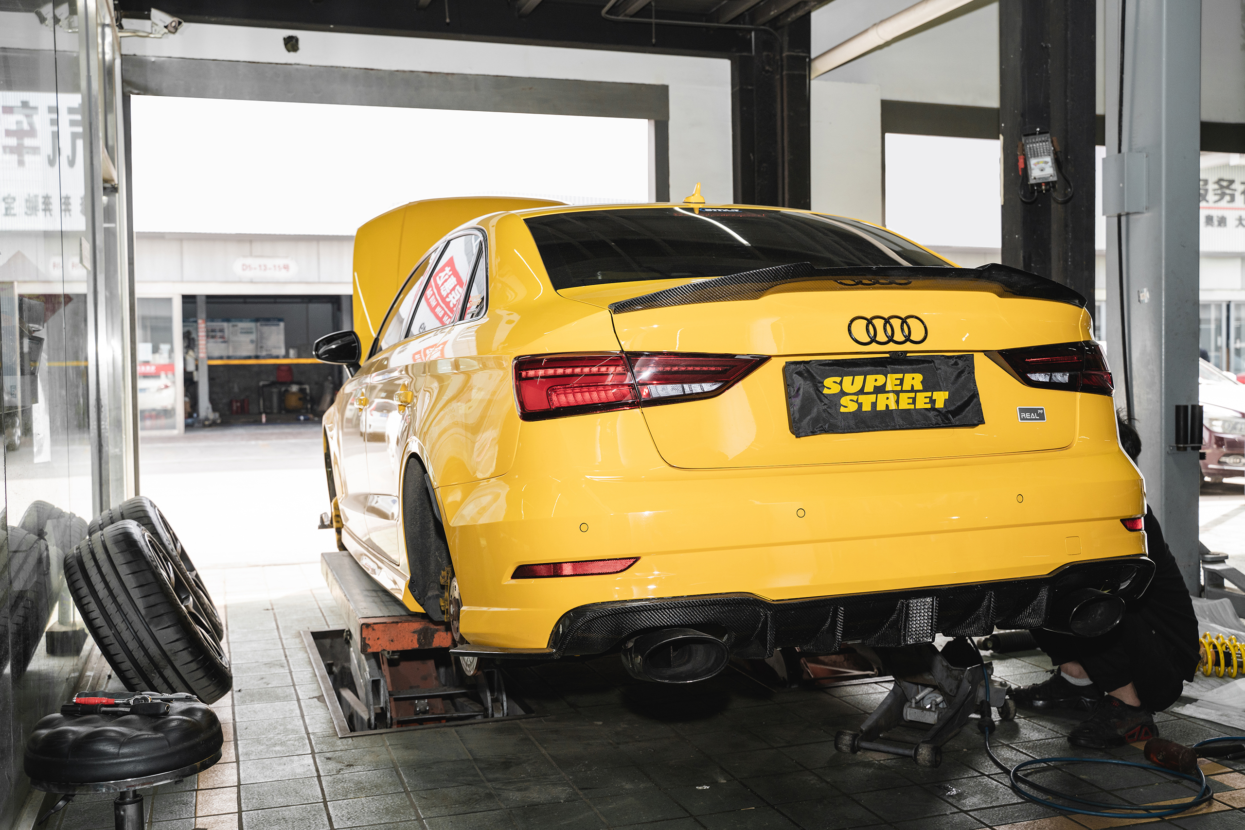 奥迪S3拆掉BILSTEINB16，换上KWV3绞牙避震，只想更舒适。