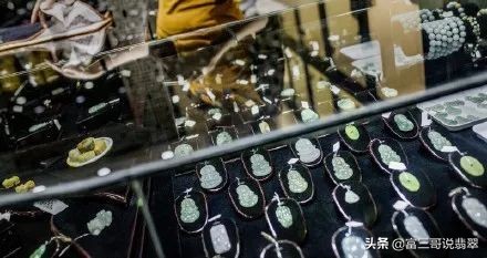 翡翠十大坑距图解,翡翠潜规则讲解