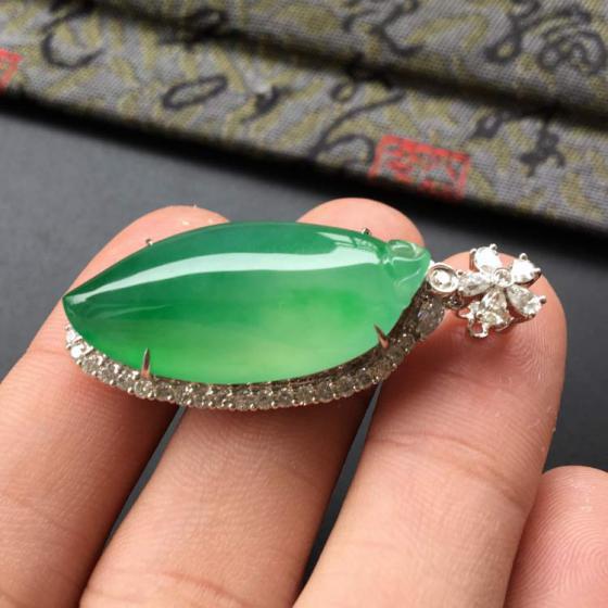 翡翠鉴别一般怎么鉴定,怎样辨别真假翡翠最有效的方法